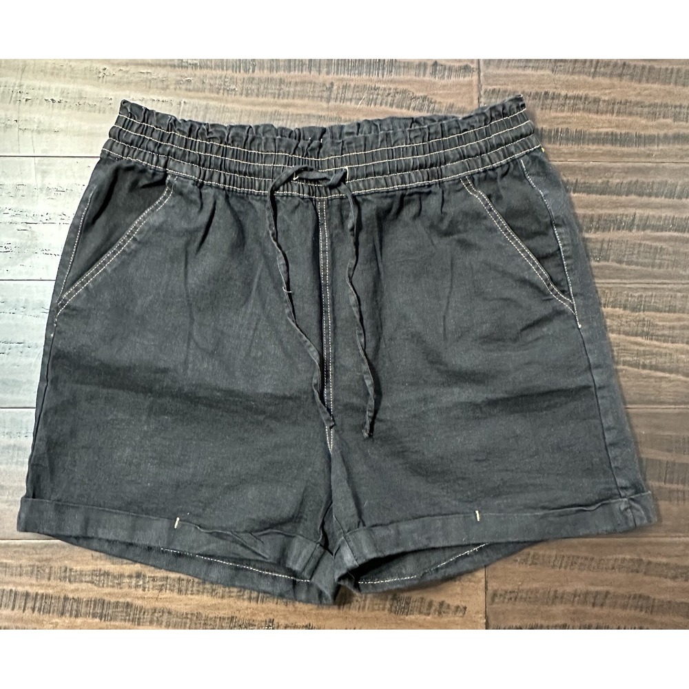 Helium London Shorts Women Plus Size 1X Flat Front Elastic Waist Pocket Black